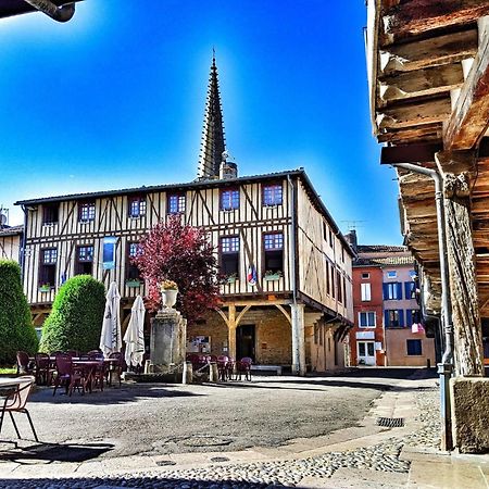 Hote Labyrinthe Sur La Place Chambres D, Hotes , Calme ,Netflix ミルポワ エクステリア 写真